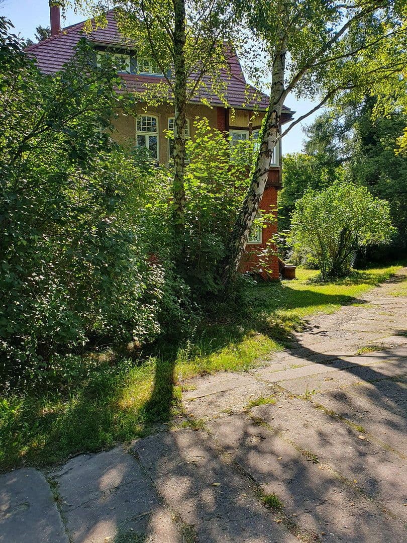 Prodej domu 330 m², pozemek 2.950 m², Stendal, Sasko-Anhaltsko Prodej domu 330 m², pozemek 2.950 m², Stendal, Sasko-Anhaltsko