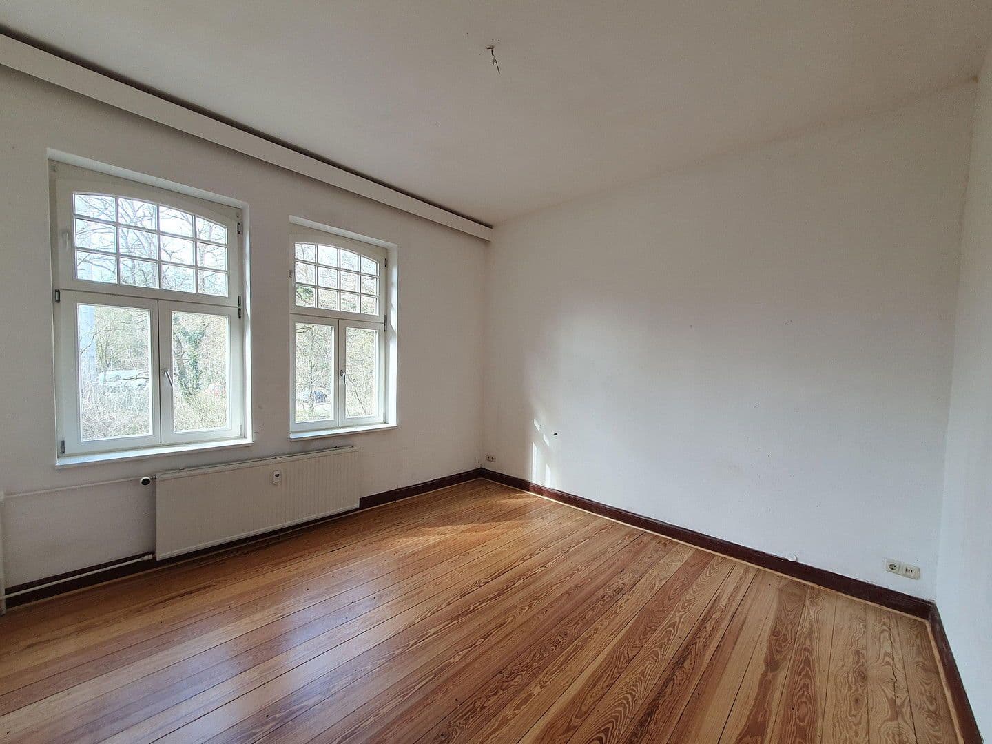 Prodej domu 330 m², pozemek 2.950 m², Stendal, Sasko-Anhaltsko Prodej domu 330 m², pozemek 2.950 m², Stendal, Sasko-Anhaltsko