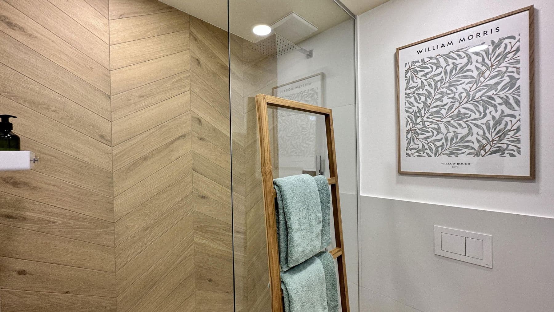 Pronájem bytu 2+1 40 m², Kölner Str. 285, Düsseldorf, Severní Porýní-Vestfálsko Pronájem bytu 2+1 40 m², Kölner Str. 285, Düsseldorf, Severní Porýní-Vestfálsko