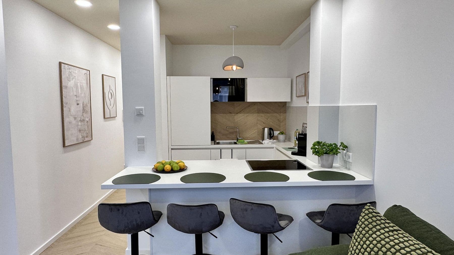 Pronájem bytu 2+1 40 m², Kölner Str. 285, Düsseldorf, Severní Porýní-Vestfálsko Pronájem bytu 2+1 40 m², Kölner Str. 285, Düsseldorf, Severní Porýní-Vestfálsko