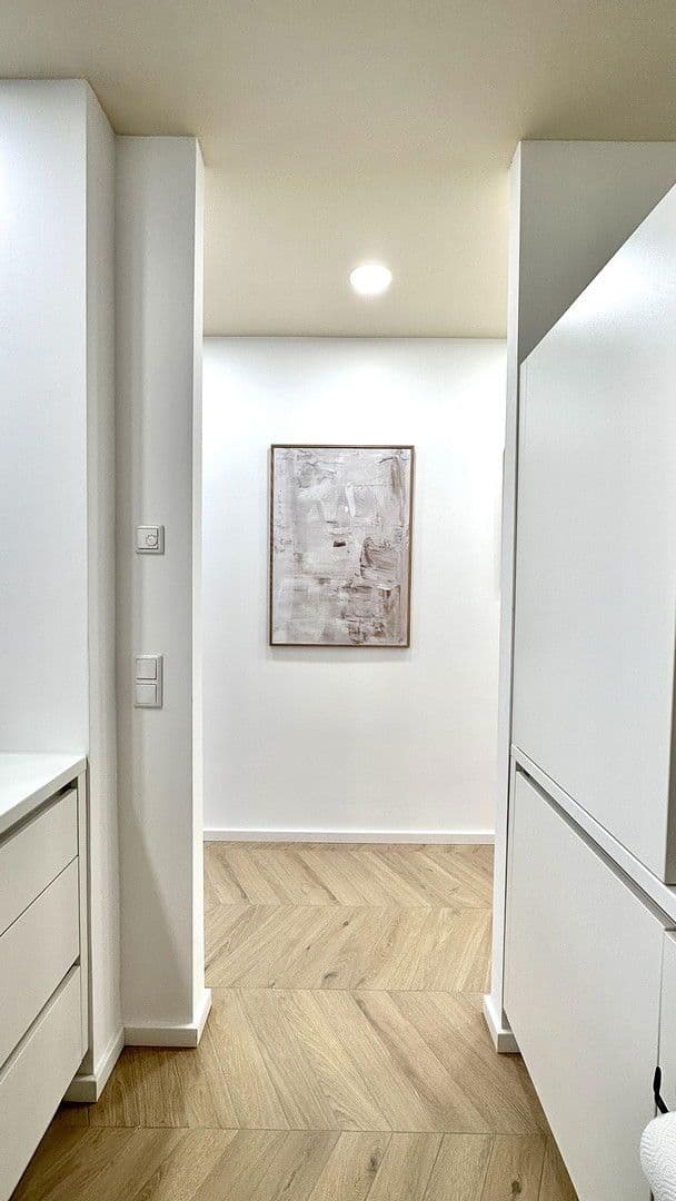 Pronájem bytu 2+1 40 m², Kölner Str. 285, Düsseldorf, Severní Porýní-Vestfálsko Pronájem bytu 2+1 40 m², Kölner Str. 285, Düsseldorf, Severní Porýní-Vestfálsko