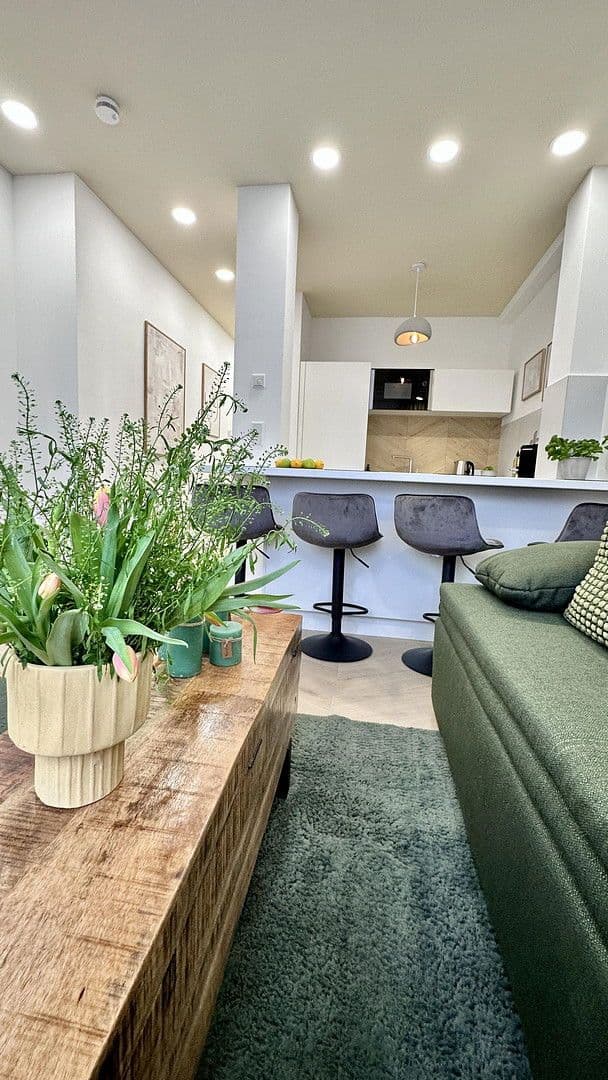 Pronájem bytu 2+1 40 m², Kölner Str. 285, Düsseldorf, Severní Porýní-Vestfálsko Pronájem bytu 2+1 40 m², Kölner Str. 285, Düsseldorf, Severní Porýní-Vestfálsko