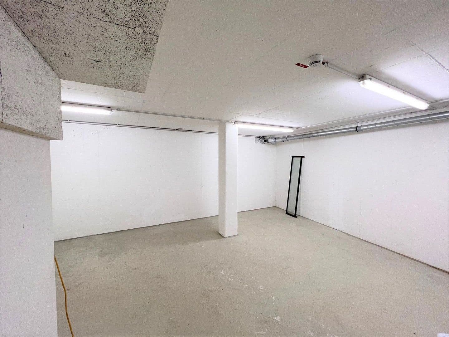 Pronájem kanceláře 143 m², Regensburg, Bavorsko Pronájem kanceláře 143 m², Regensburg, Bavorsko