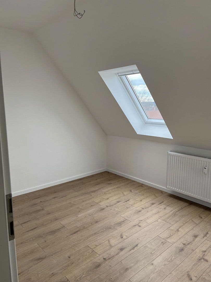 Pronájem bytu 3+kk 64 m², Bahnhofstr. 27, Thannhausen, Bavorsko Pronájem bytu 3+kk 64 m², Bahnhofstr. 27, Thannhausen, Bavorsko
