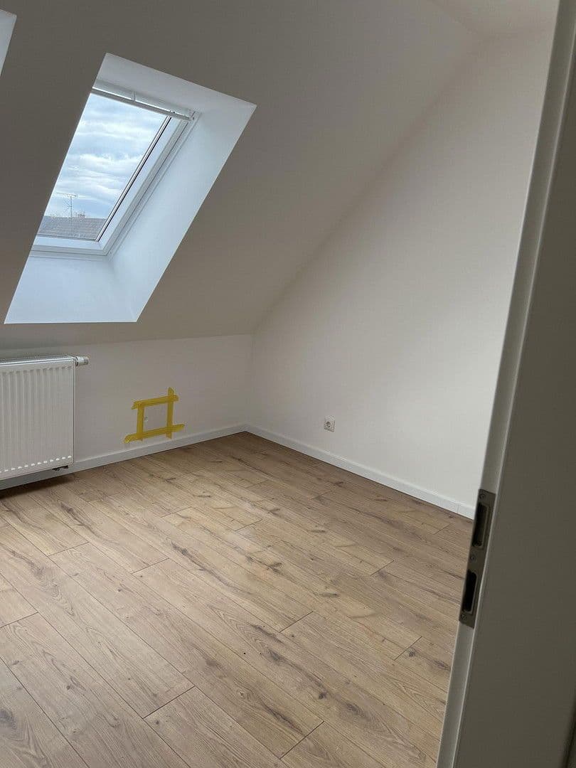 Pronájem bytu 3+kk 64 m², Bahnhofstr. 27, Thannhausen, Bavorsko Pronájem bytu 3+kk 64 m², Bahnhofstr. 27, Thannhausen, Bavorsko