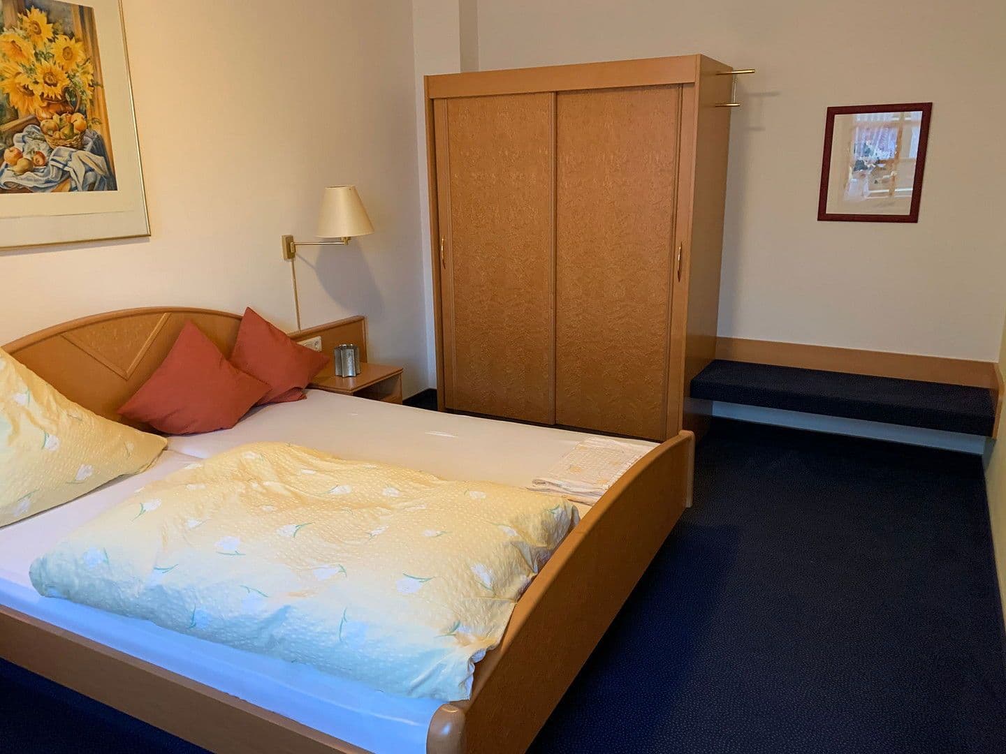 Pronájem bytu 2+1 60 m², Bahnhofstr. 12, Erpolzheim, Porýní-Falc Pronájem bytu 2+1 60 m², Bahnhofstr. 12, Erpolzheim, Porýní-Falc