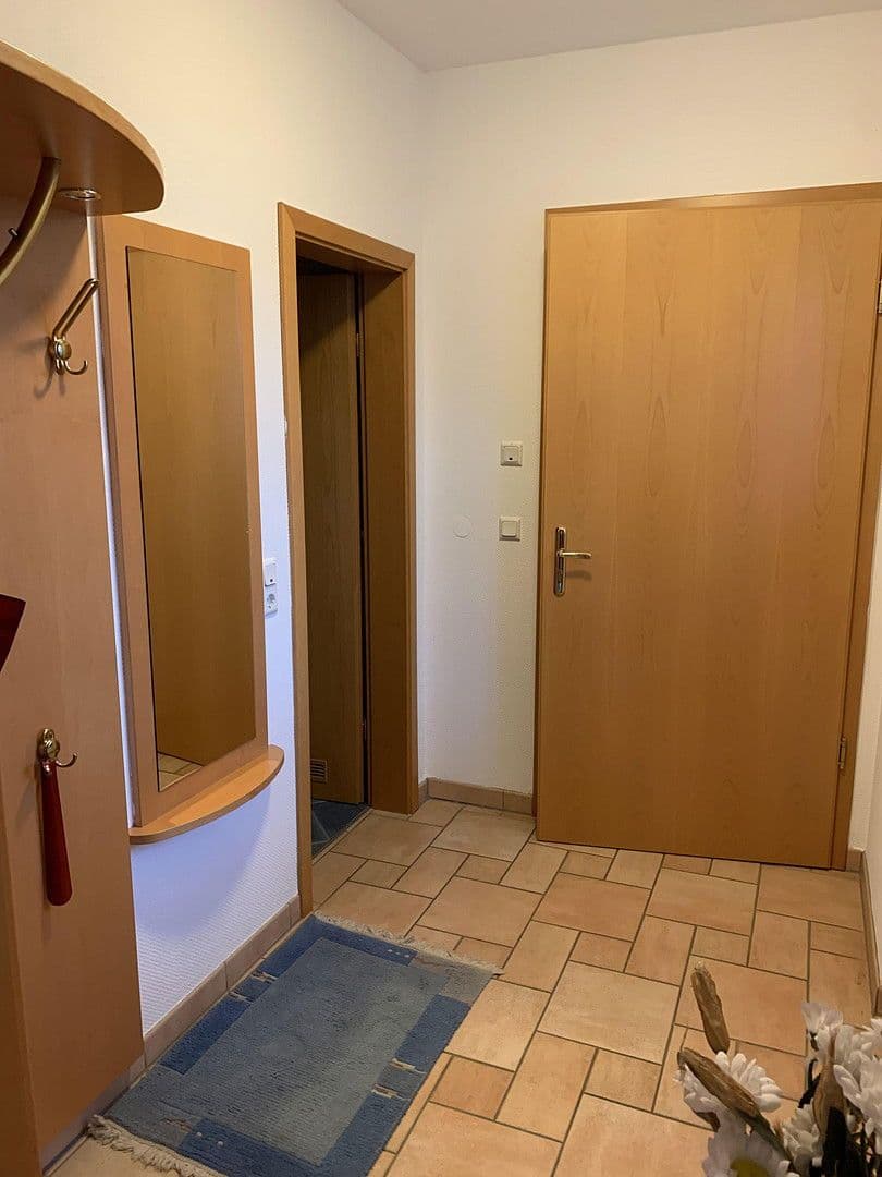 Pronájem bytu 2+1 60 m², Bahnhofstr. 12, Erpolzheim, Porýní-Falc Pronájem bytu 2+1 60 m², Bahnhofstr. 12, Erpolzheim, Porýní-Falc