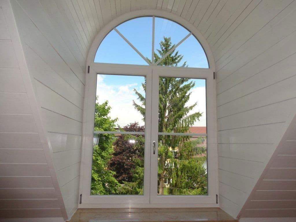 Pronájem bytu 6+1 220 m², Lehenstr. 25, Donaueschingen, Bádensko-Württembersko Pronájem bytu 6+1 220 m², Lehenstr. 25, Donaueschingen, Bádensko-Württembersko