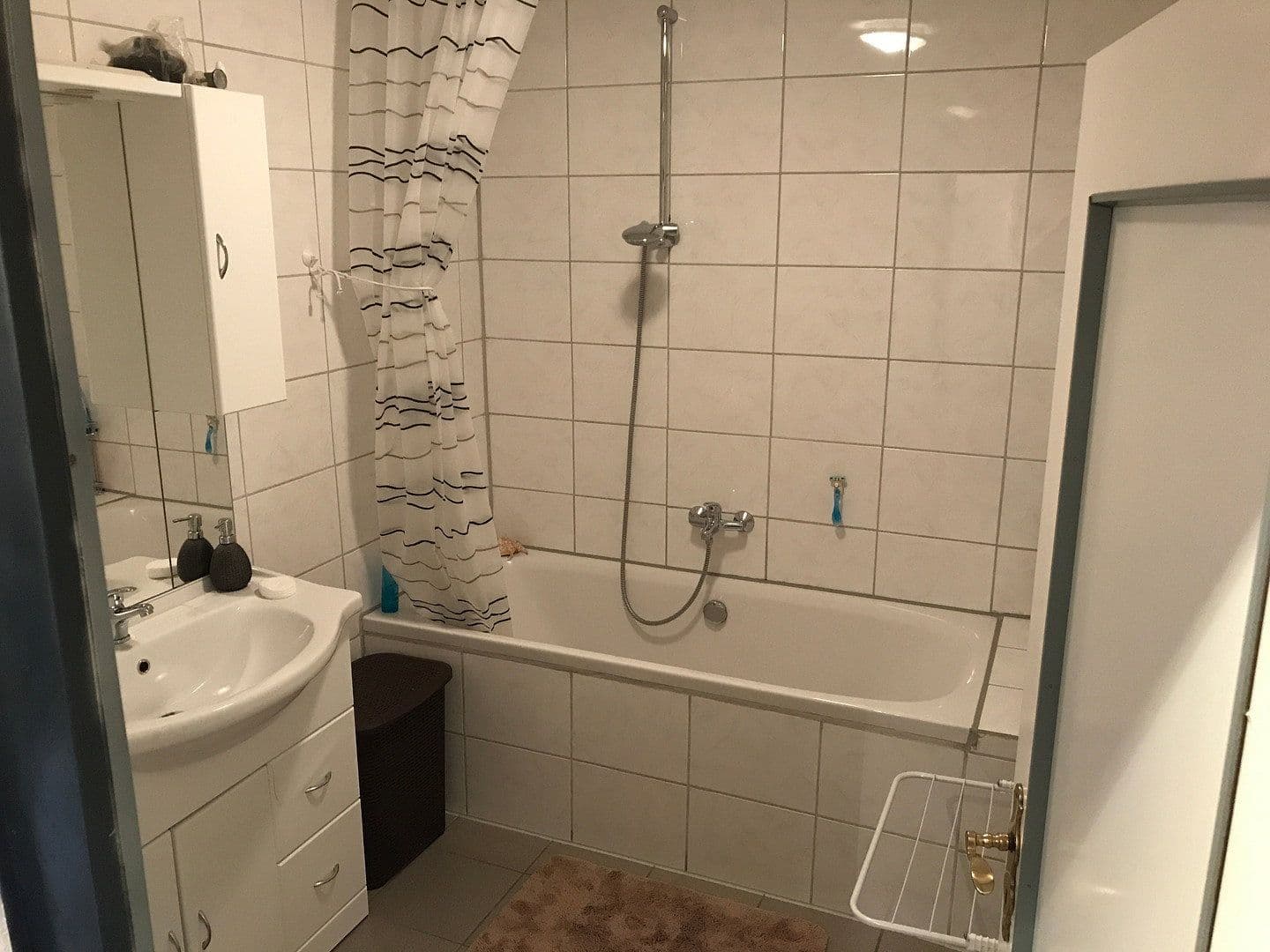 Pronájem bytu 2+1 58 m², Herxheim bei Landau/Pfalz, Porýní-Falc Pronájem bytu 2+1 58 m², Herxheim bei Landau/Pfalz, Porýní-Falc