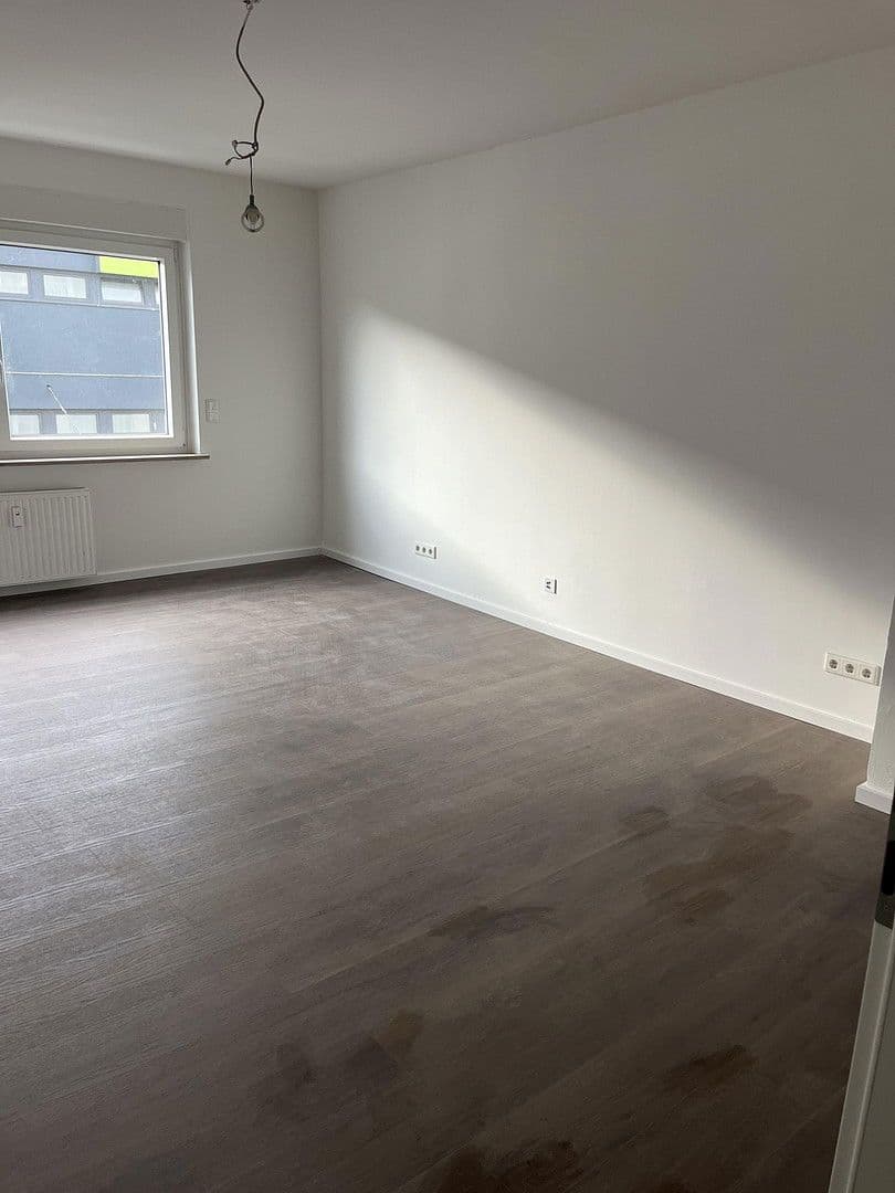 Pronájem bytu 3+kk 92 m², St.-Anton-Str. 21, Krefeld, Severní Porýní-Vestfálsko Pronájem bytu 3+kk 92 m², St.-Anton-Str. 21, Krefeld, Severní Porýní-Vestfálsko