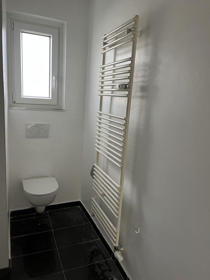 Pronájem bytu 3+kk 92 m², St.-Anton-Str. 21, Krefeld, Severní Porýní-Vestfálsko Pronájem bytu 3+kk 92 m², St.-Anton-Str. 21, Krefeld, Severní Porýní-Vestfálsko