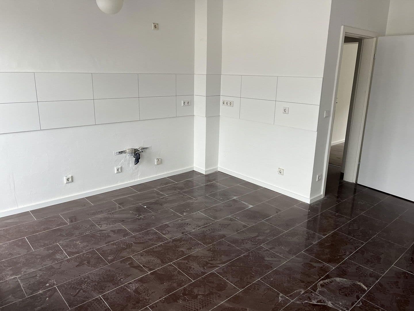 Pronájem bytu 3+kk 92 m², St.-Anton-Str. 21, Krefeld, Severní Porýní-Vestfálsko Pronájem bytu 3+kk 92 m², St.-Anton-Str. 21, Krefeld, Severní Porýní-Vestfálsko