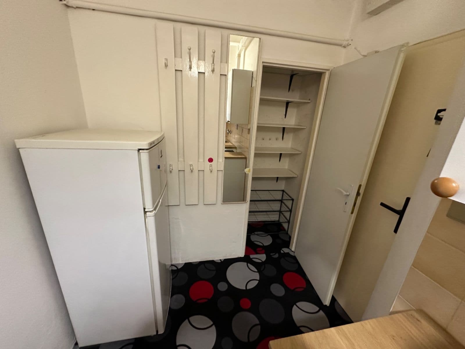 Pronájem bytu 2+1 49 m², Křížová, Praha, Praha Pronájem bytu 2+1 49 m², Křížová, Praha, Praha