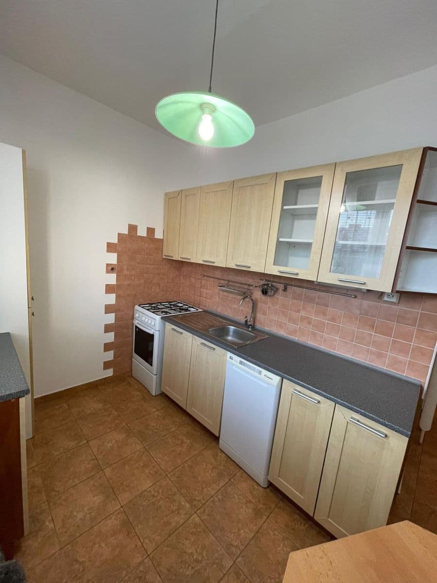Pronájem bytu 2+1 52 m², tř. Svornosti, Olomouc, Olomoucký kraj Pronájem bytu 2+1 52 m², tř. Svornosti, Olomouc, Olomoucký kraj