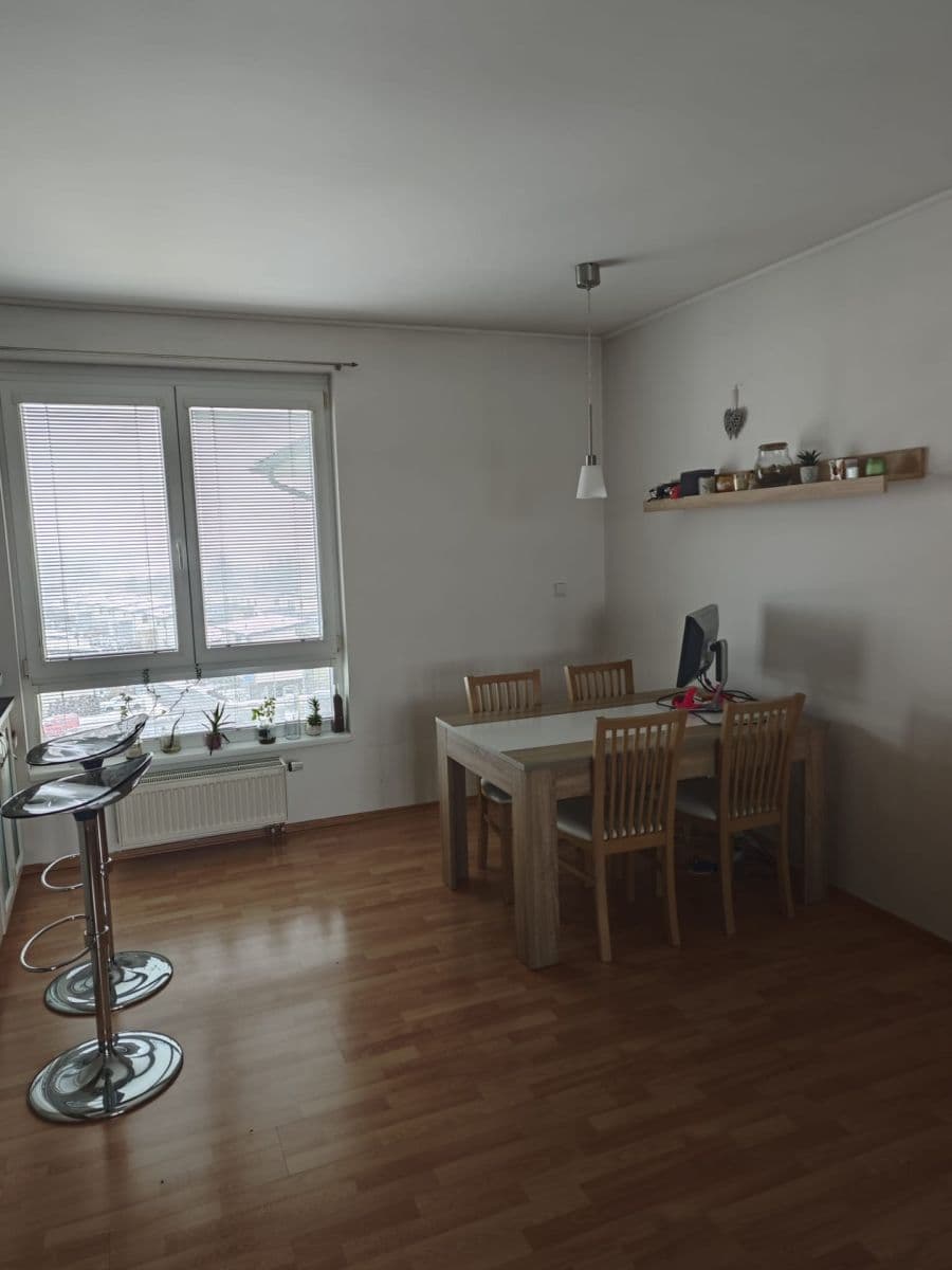 Pronájem bytu 2+kk 71 m², Marie Podvalové, Praha, Praha Pronájem bytu 2+kk 71 m², Marie Podvalové, Praha, Praha