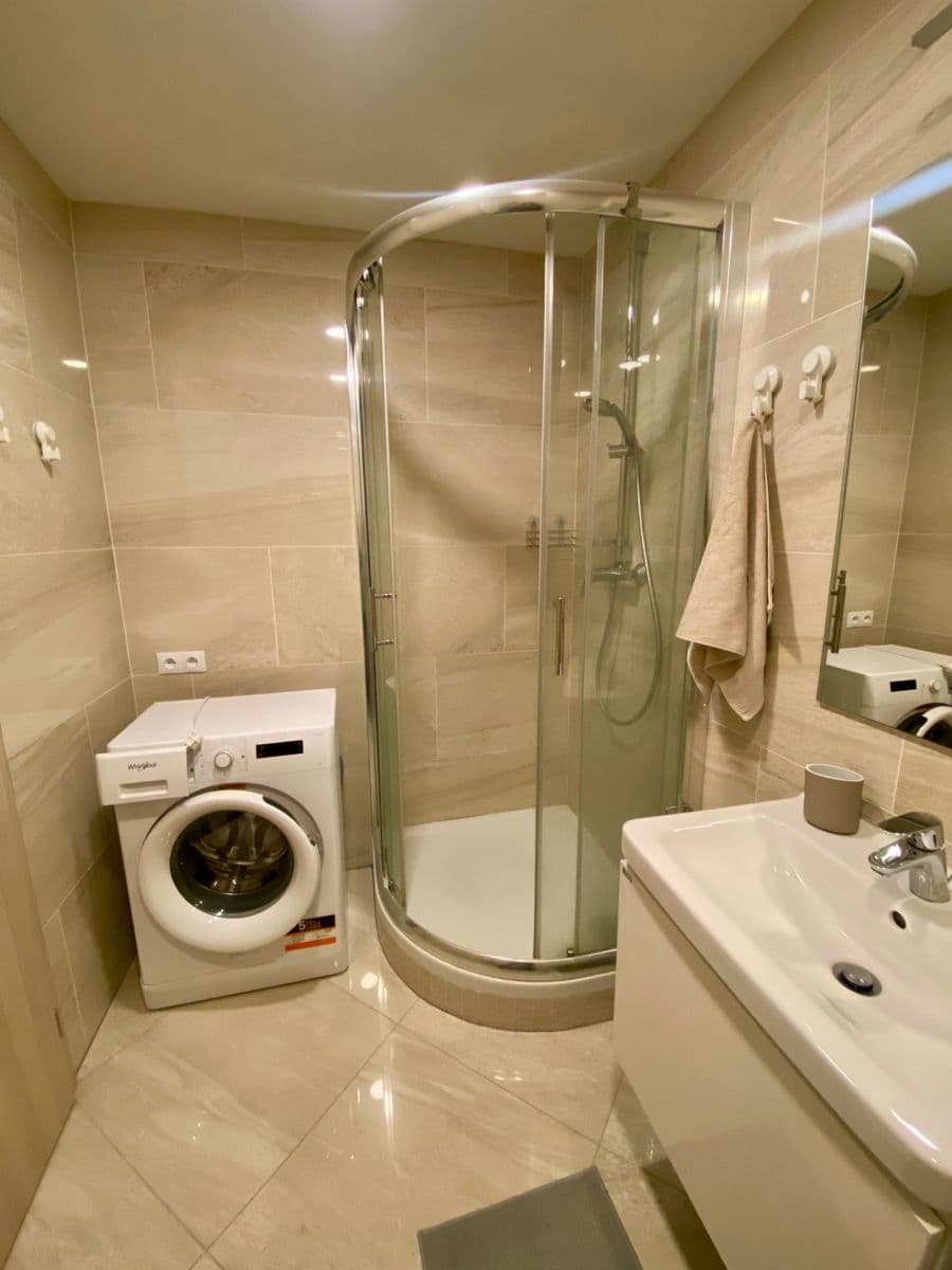 Pronájem bytu 1+kk 32 m², Mantovská, Praha, Praha Pronájem bytu 1+kk 32 m², Mantovská, Praha, Praha