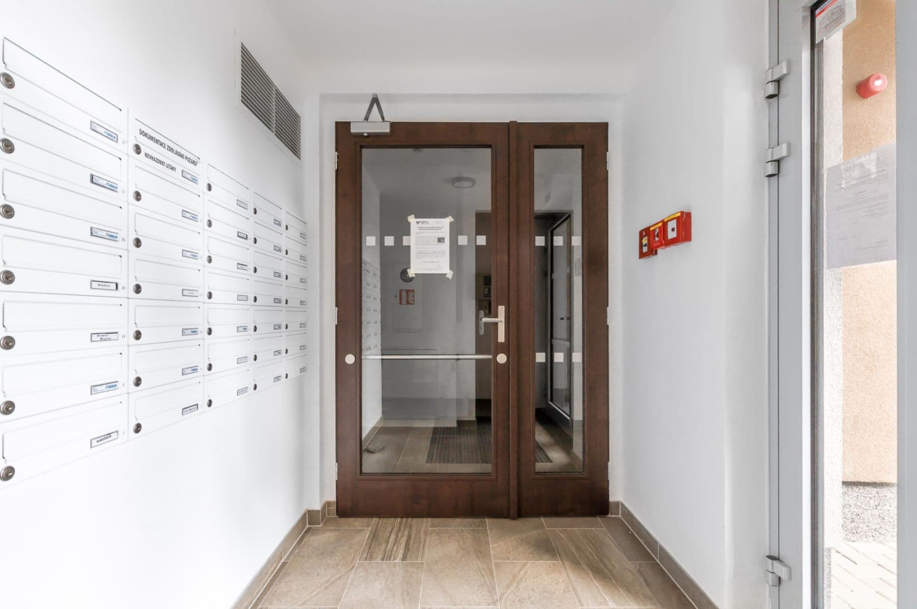 Pronájem bytu 1+kk 32 m², Mantovská, Praha, Praha Pronájem bytu 1+kk 32 m², Mantovská, Praha, Praha