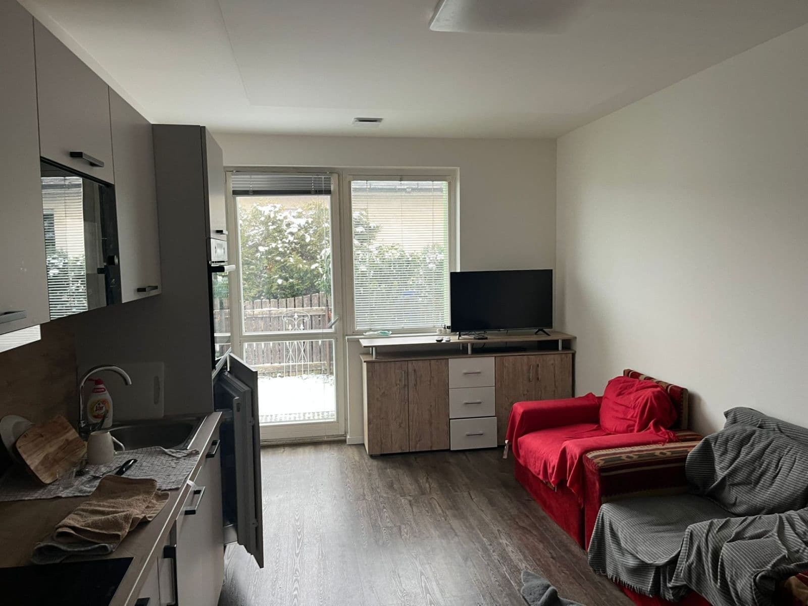 Prodej bytu 2+kk 48 m², B. Němcové, Horoměřice, Středočeský kraj Prodej bytu 2+kk 48 m², B. Němcové, Horoměřice, Středočeský kraj