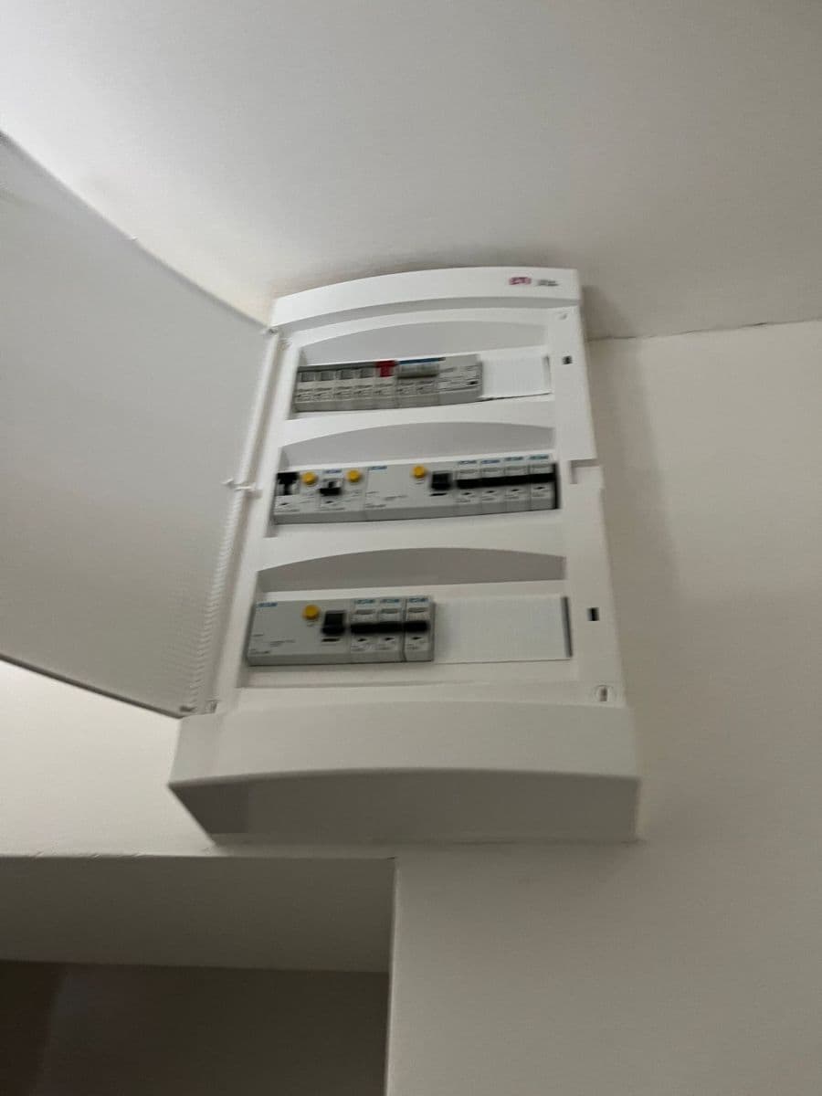 Prodej bytu 2+kk 48 m², B. Němcové, Horoměřice, Středočeský kraj Prodej bytu 2+kk 48 m², B. Němcové, Horoměřice, Středočeský kraj