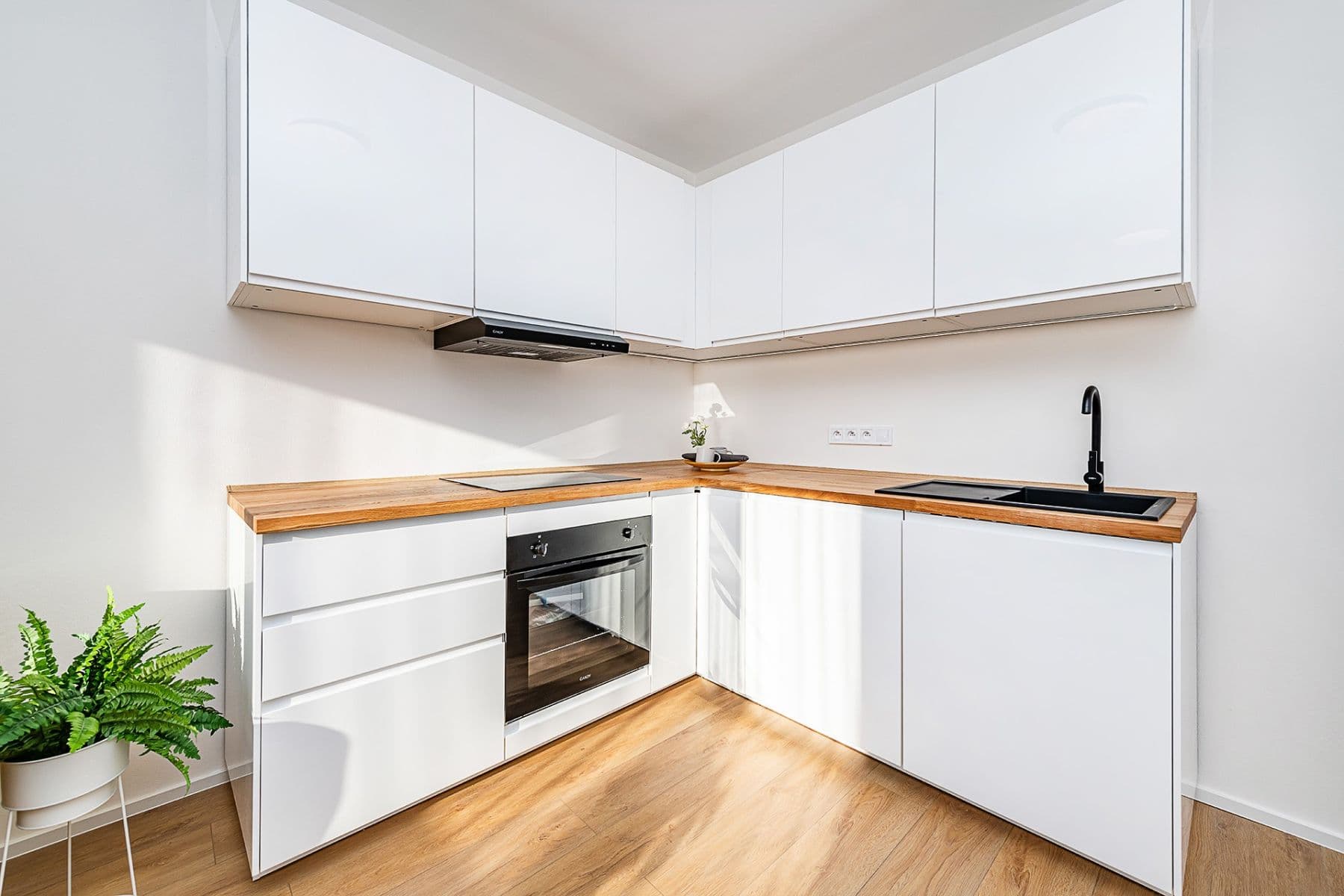 Prodej bytu 3+kk 53 m², Etiopská, Praha, Praha Prodej bytu 3+kk 53 m², Etiopská, Praha, Praha