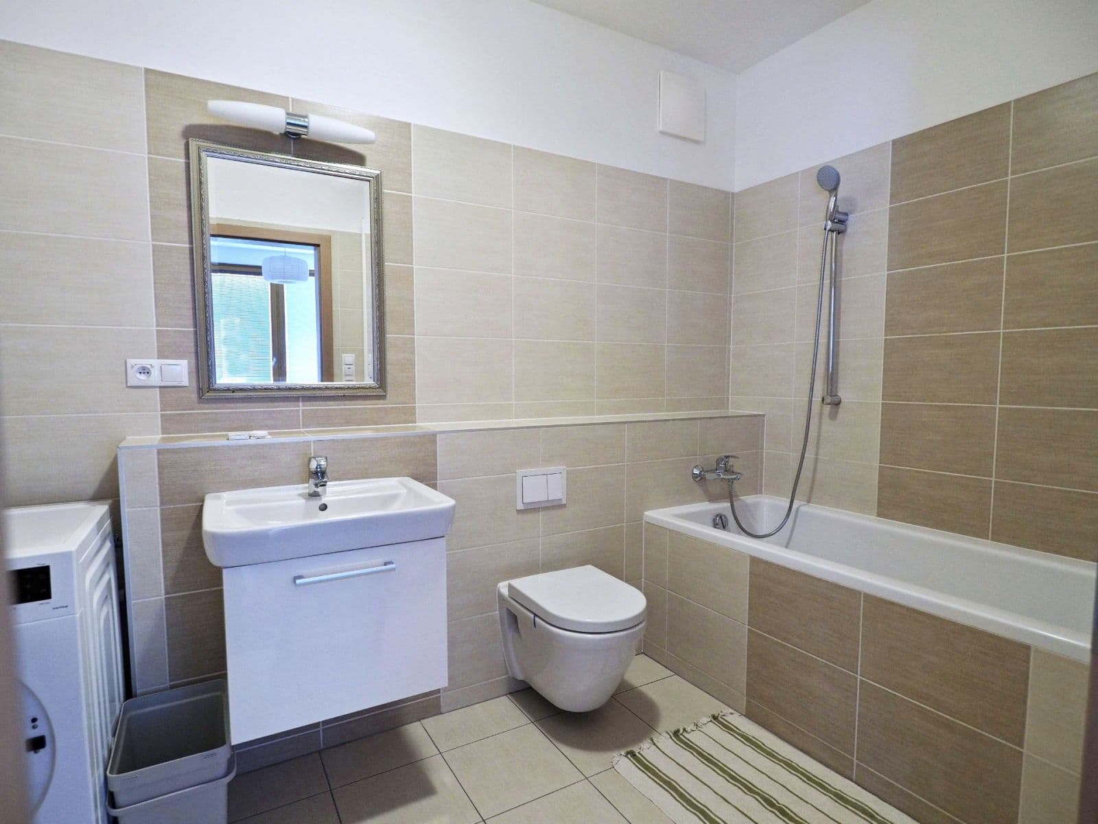 Pronájem bytu 2+kk 65 m², Kurta Konráda, Praha, Praha Pronájem bytu 2+kk 65 m², Kurta Konráda, Praha, Praha