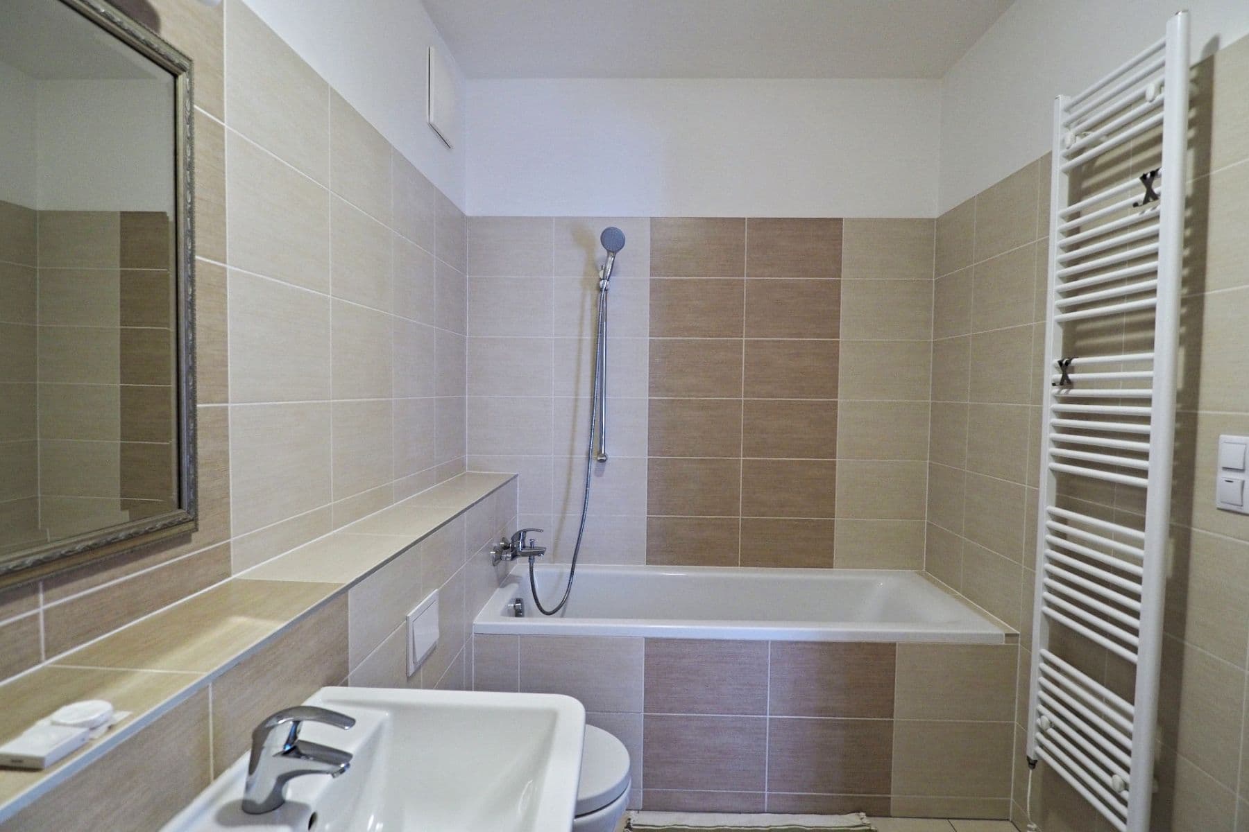 Pronájem bytu 2+kk 65 m², Kurta Konráda, Praha, Praha Pronájem bytu 2+kk 65 m², Kurta Konráda, Praha, Praha