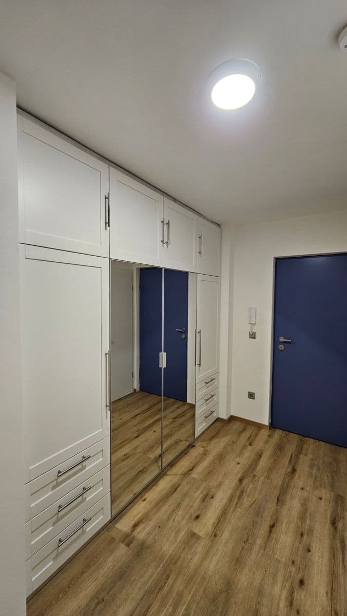 Pronájem bytu 2+kk 71 m², Velvary, Středočeský kraj Pronájem bytu 2+kk 71 m², Velvary, Středočeský kraj