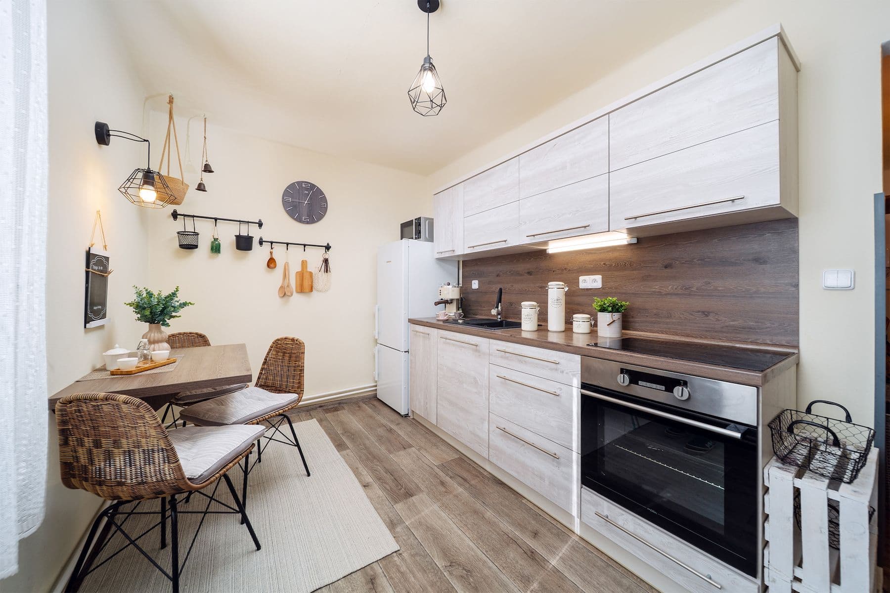 Prodej bytu 2+1 64 m², 1. máje, Vimperk, Jihočeský kraj Prodej bytu 2+1 64 m², 1. máje, Vimperk, Jihočeský kraj