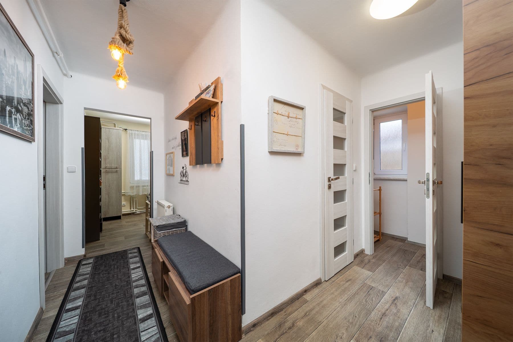 Prodej bytu 2+1 64 m², 1. máje, Vimperk, Jihočeský kraj Prodej bytu 2+1 64 m², 1. máje, Vimperk, Jihočeský kraj