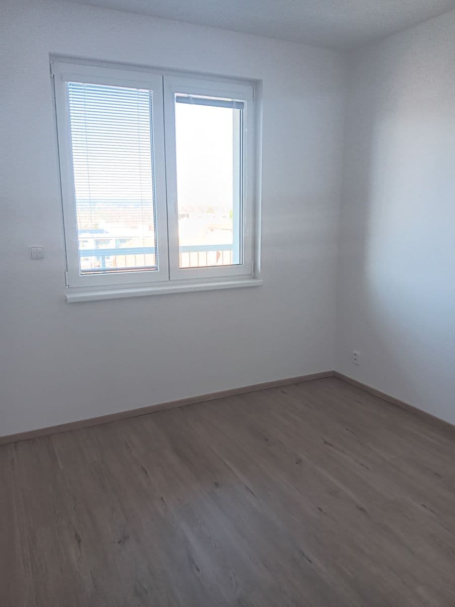 Pronájem bytu 2+kk 55 m², Loudů, Dobřany, Plzeňský kraj Pronájem bytu 2+kk 55 m², Loudů, Dobřany, Plzeňský kraj