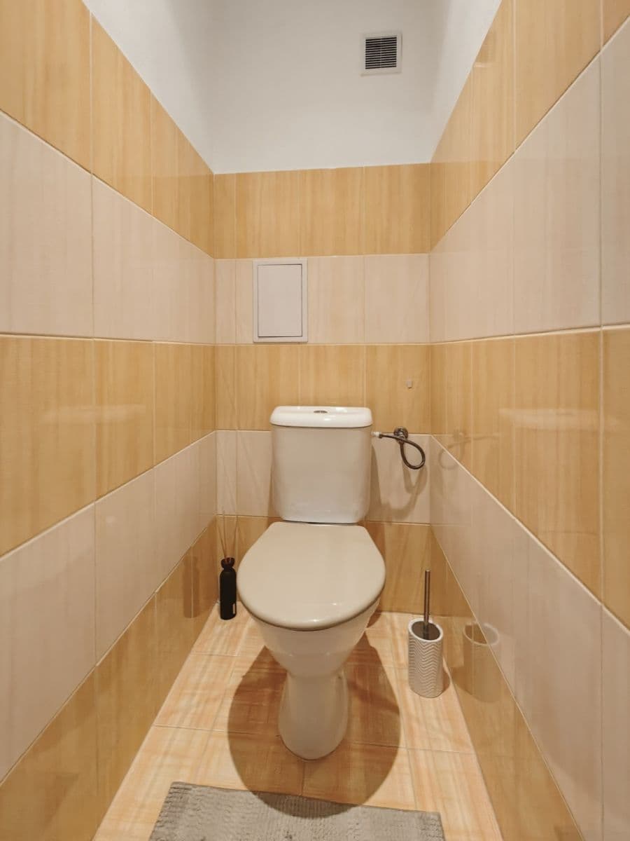 Prodej bytu 2+kk 45 m², Fojtíkova, Rakovník, Středočeský kraj Prodej bytu 2+kk 45 m², Fojtíkova, Rakovník, Středočeský kraj