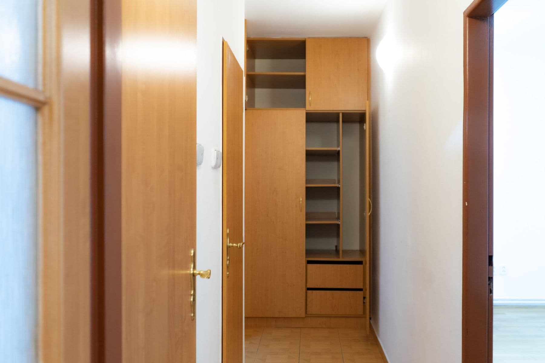 Pronájem bytu 2+kk 50 m², Hořanská, Praha, Praha Pronájem bytu 2+kk 50 m², Hořanská, Praha, Praha