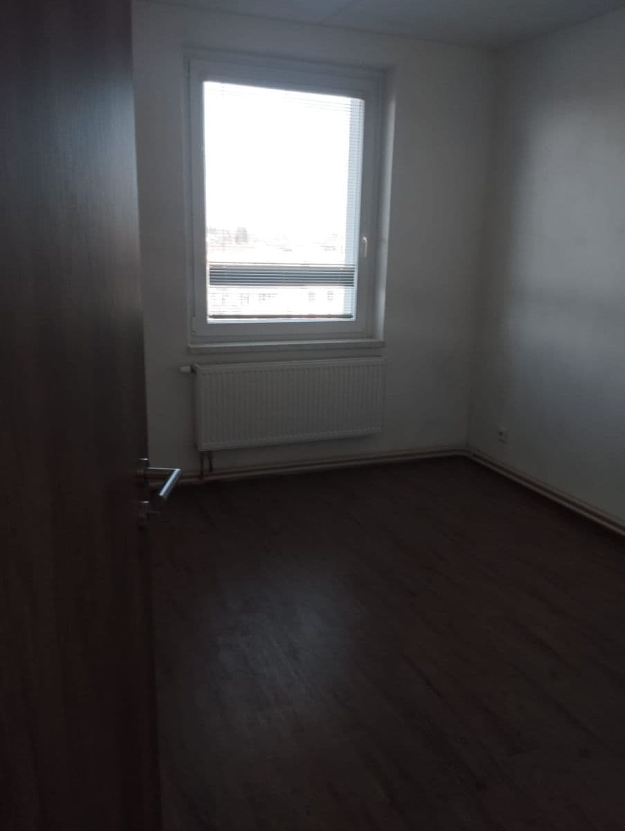 Pronájem bytu 3+kk 76 m², Královský vršek, Jihlava, Kraj Vysočina Pronájem bytu 3+kk 76 m², Královský vršek, Jihlava, Kraj Vysočina