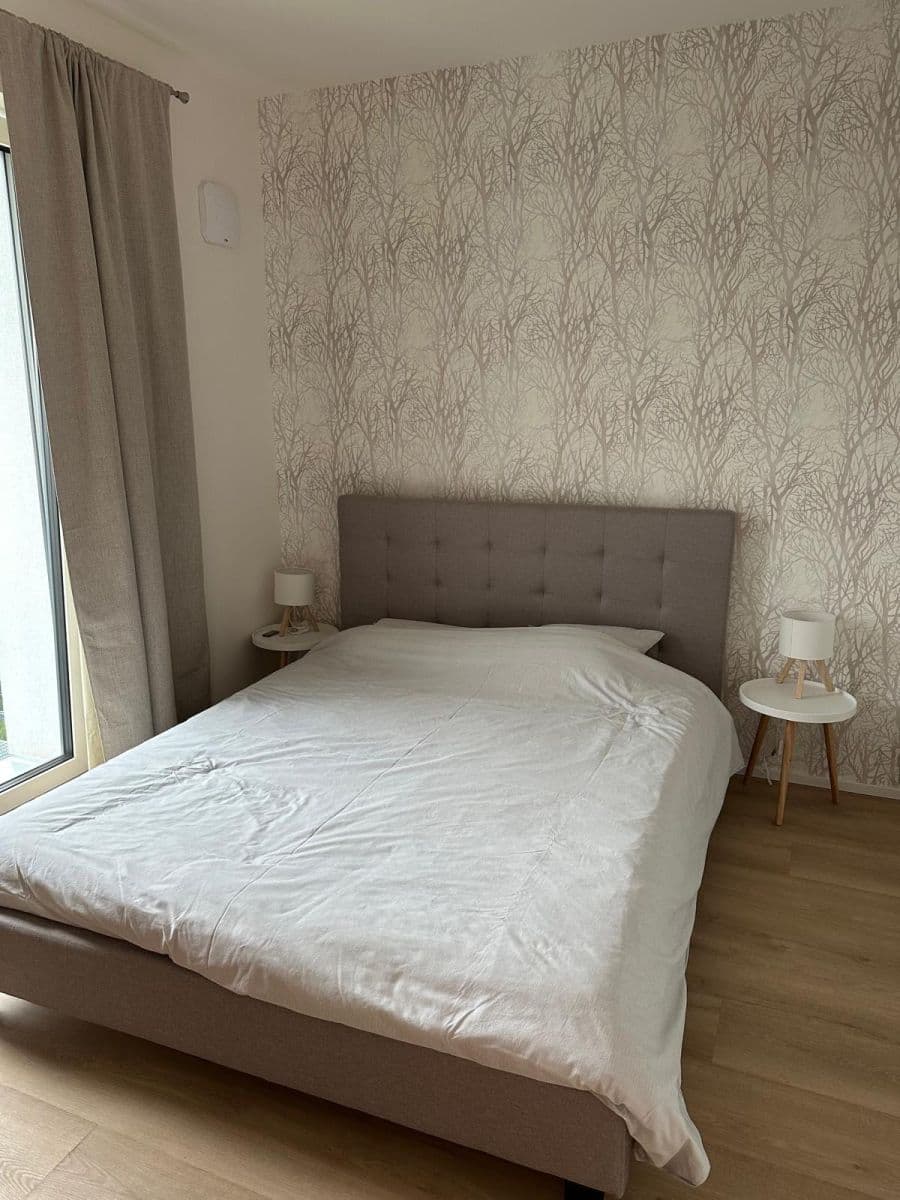 Pronájem bytu 2+kk 40 m², Za Návsí, Praha, Praha Pronájem bytu 2+kk 40 m², Za Návsí, Praha, Praha