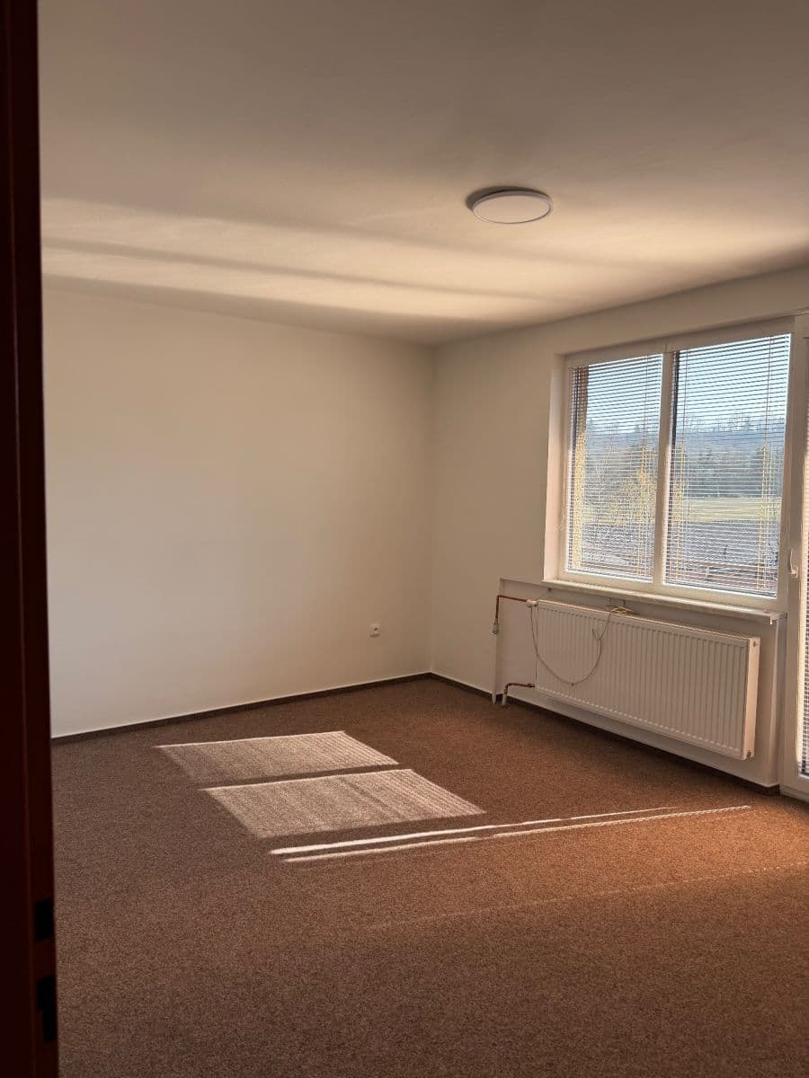 Pronájem domu 130 m², pozemek 661 m², Nezvalova, Horšovský Týn, Plzeňský kraj Pronájem domu 130 m², pozemek 661 m², Nezvalova, Horšovský Týn, Plzeňský kraj