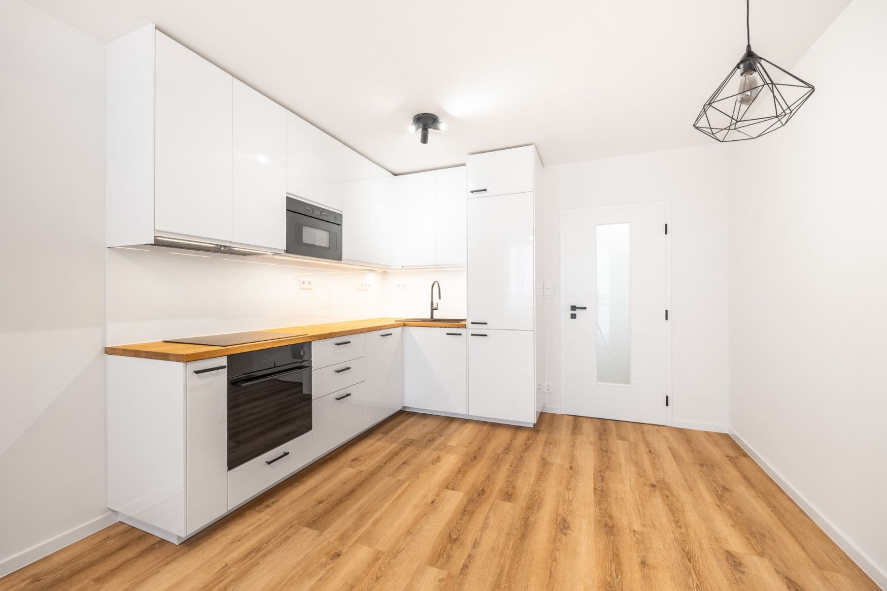 Prodej bytu 4+kk 74 m², Bachova, Praha, Praha Prodej bytu 4+kk 74 m², Bachova, Praha, Praha