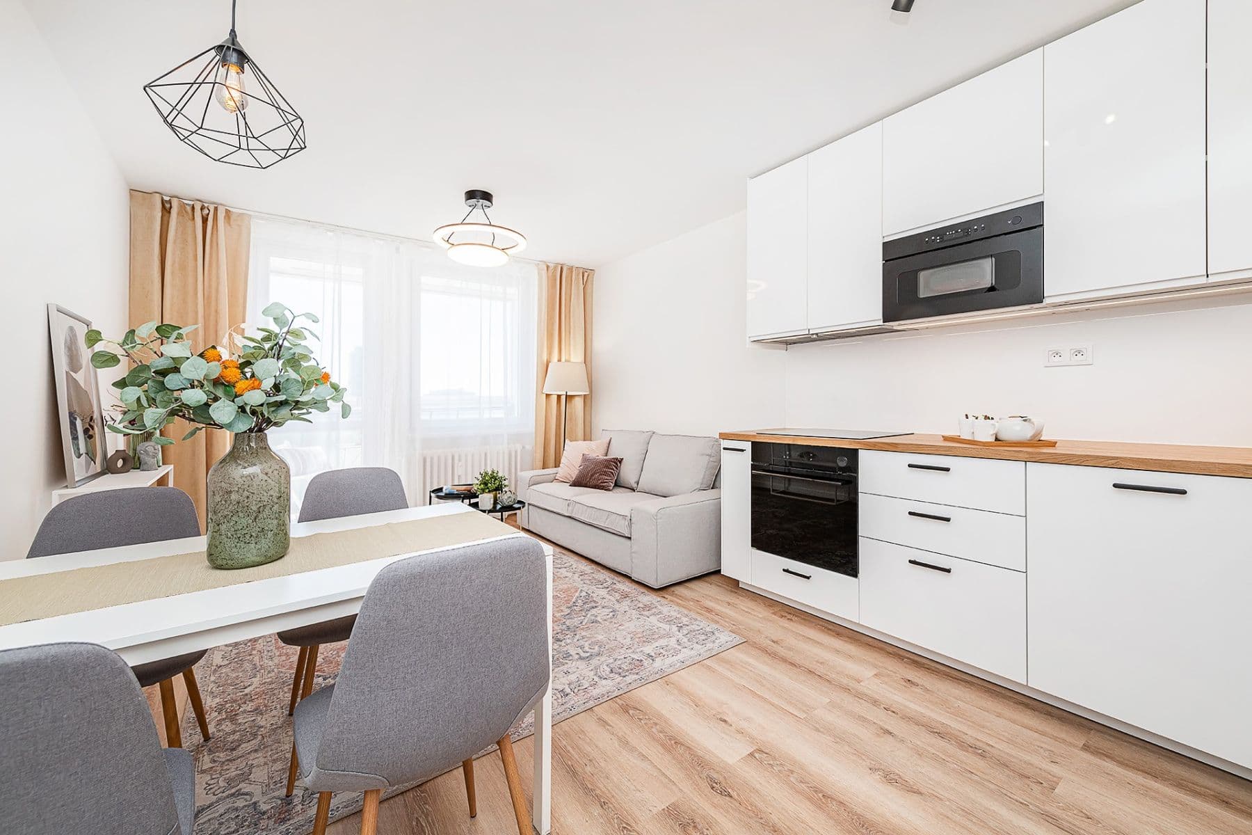 Prodej bytu 4+kk 74 m², Bachova, Praha, Praha Prodej bytu 4+kk 74 m², Bachova, Praha, Praha
