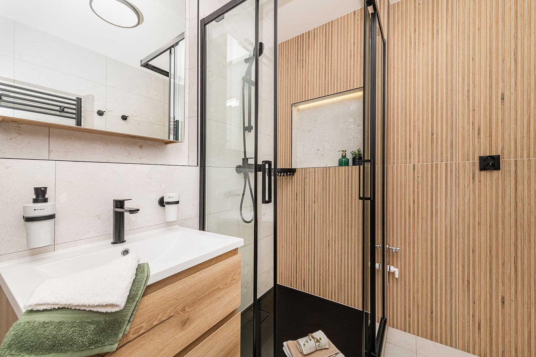 Prodej bytu 4+kk 74 m², Bachova, Praha, Praha Prodej bytu 4+kk 74 m², Bachova, Praha, Praha
