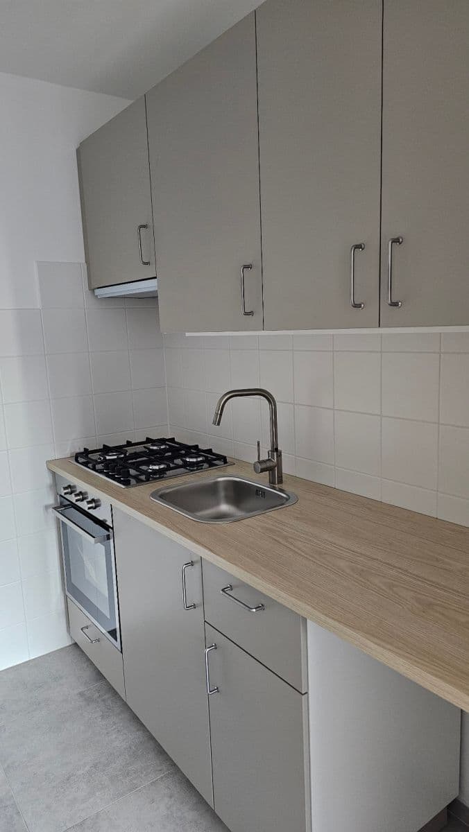 Pronájem bytu 2+kk 43 m², Bítovská, Praha, Praha Pronájem bytu 2+kk 43 m², Bítovská, Praha, Praha