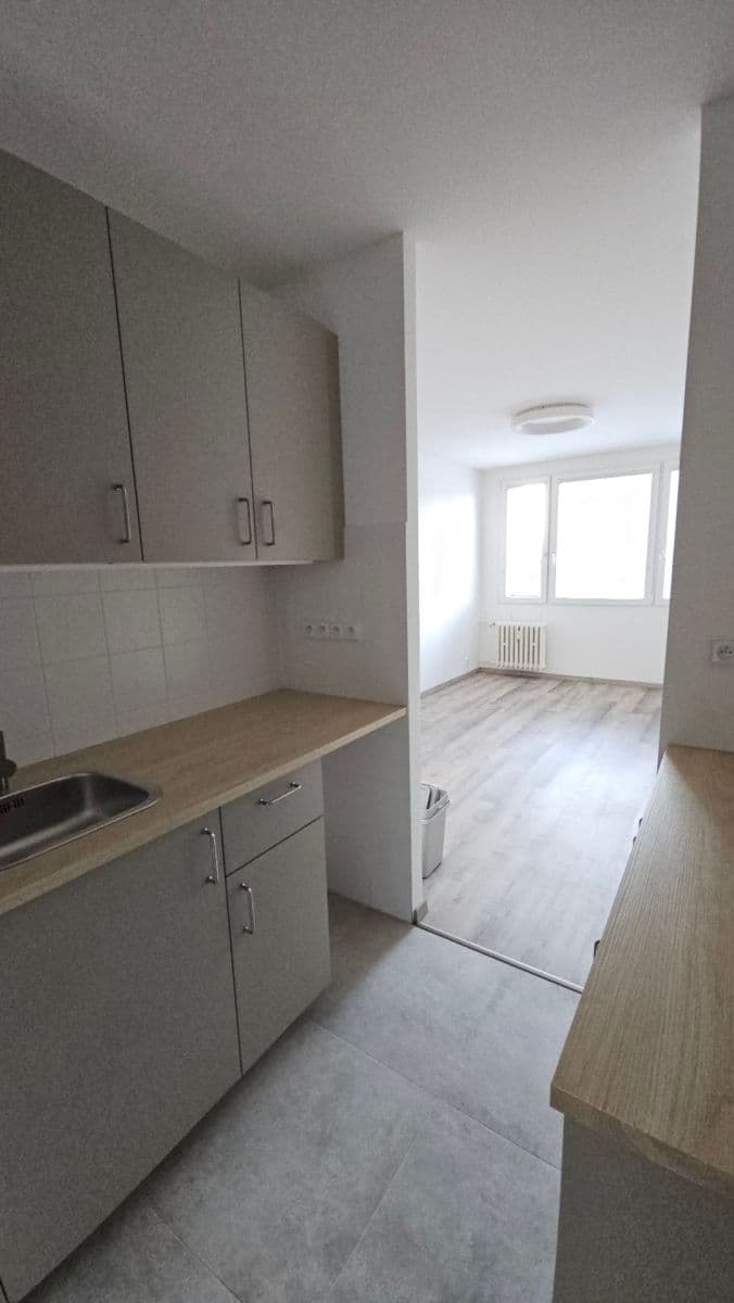 Pronájem bytu 2+kk 43 m², Bítovská, Praha, Praha Pronájem bytu 2+kk 43 m², Bítovská, Praha, Praha