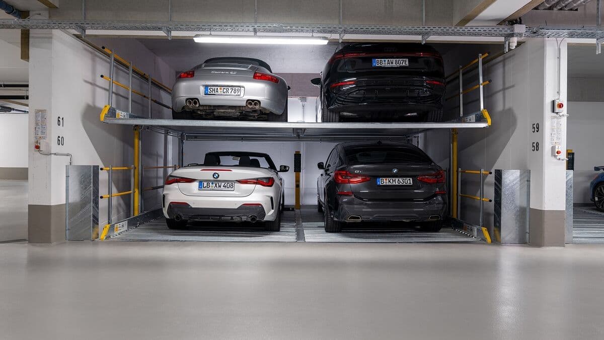 Pronájem garáže 15 m², Belgická, Praha, Praha Pronájem garáže 15 m², Belgická, Praha, Praha