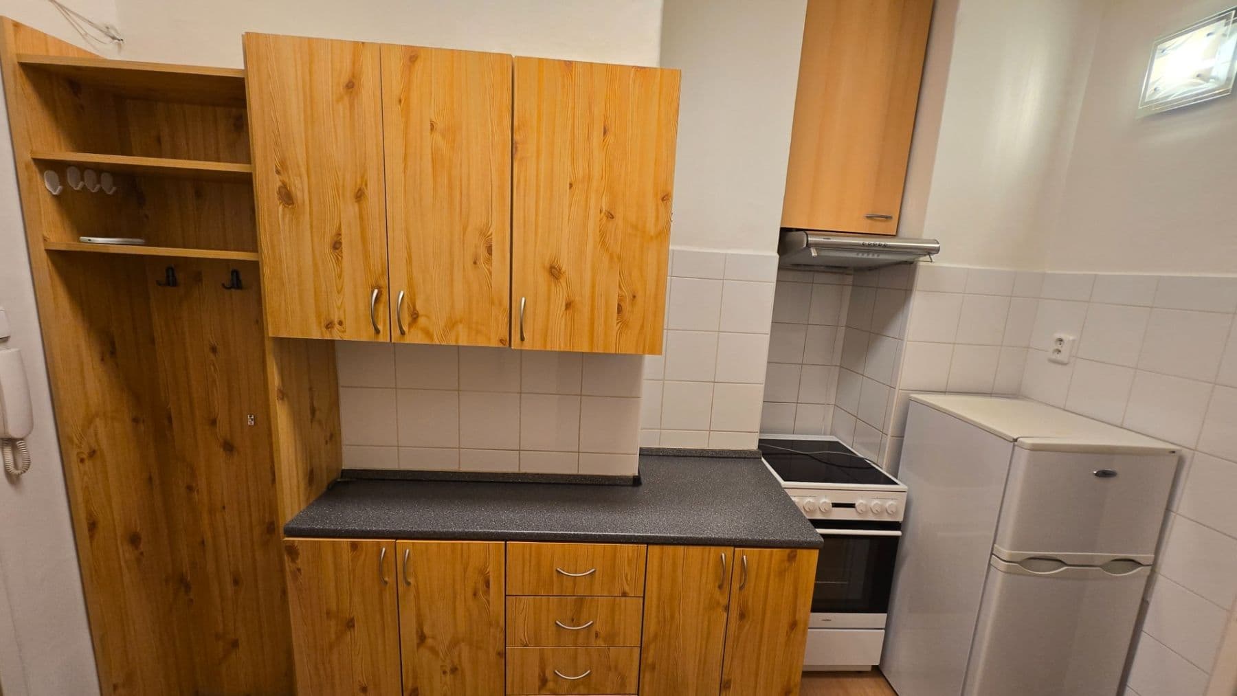 Pronájem bytu 1+kk 30 m², Vrchlického, Praha, Praha Pronájem bytu 1+kk 30 m², Vrchlického, Praha, Praha