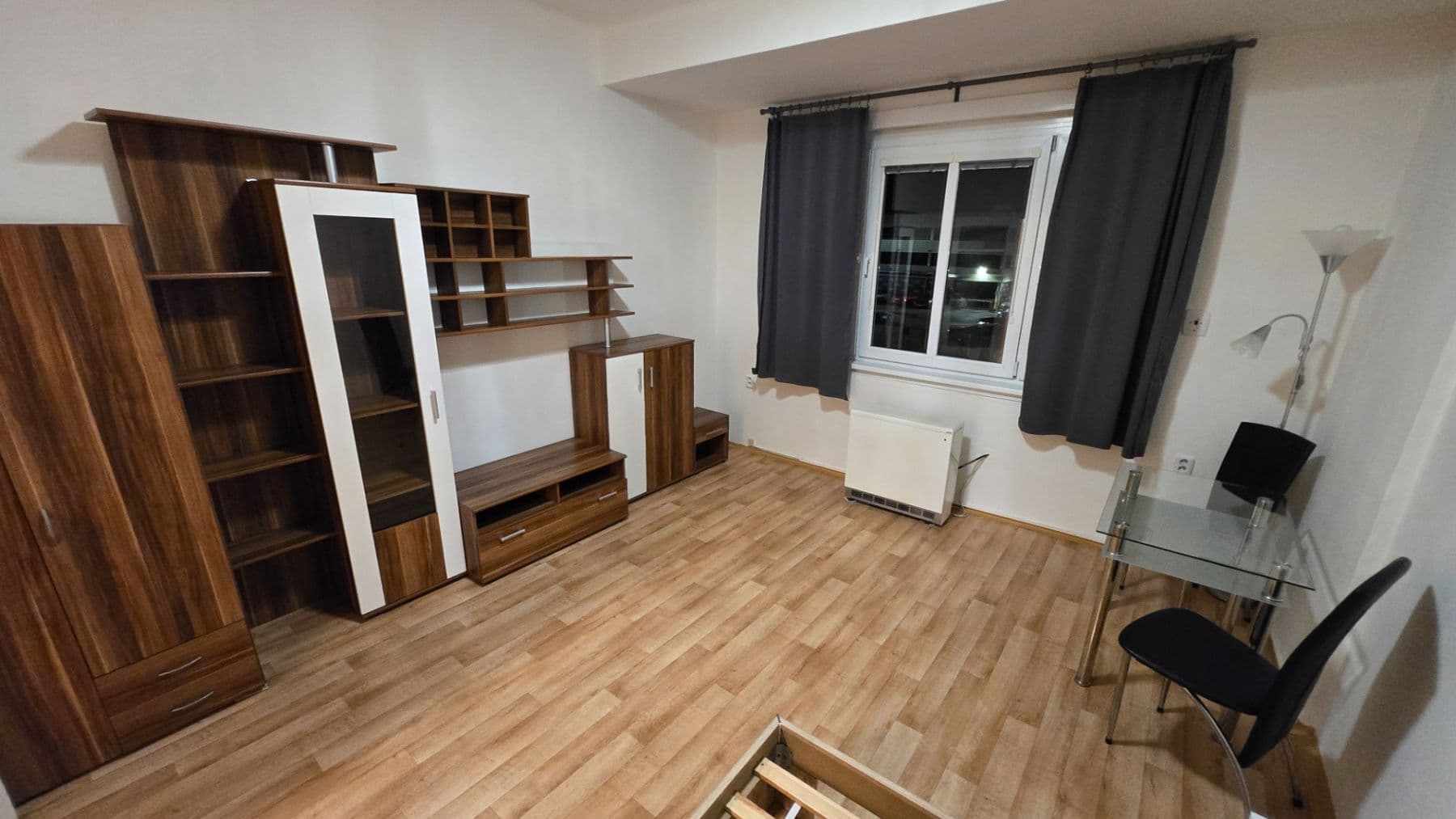 Pronájem bytu 1+kk 30 m², Vrchlického, Praha, Praha Pronájem bytu 1+kk 30 m², Vrchlického, Praha, Praha
