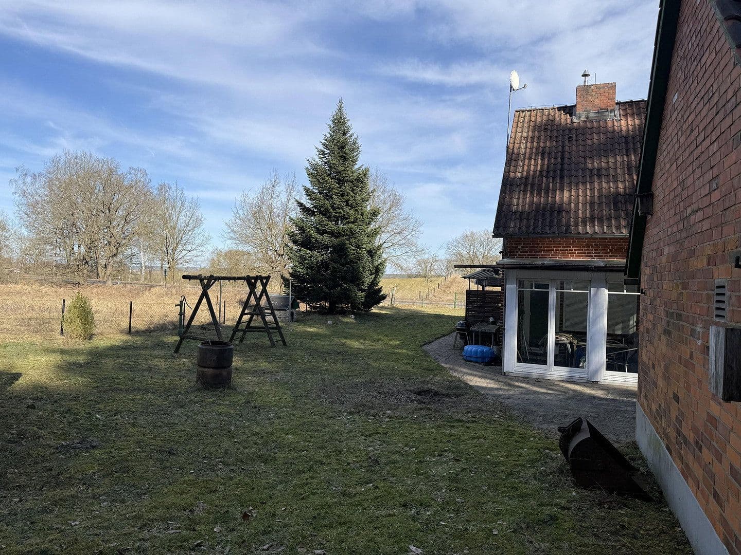 Prodej domu 114 m², pozemek 2.119 m², Elbuferstraße 210, Neu Darchau, Dolní Sasko Prodej domu 114 m², pozemek 2.119 m², Elbuferstraße 210, Neu Darchau, Dolní Sasko