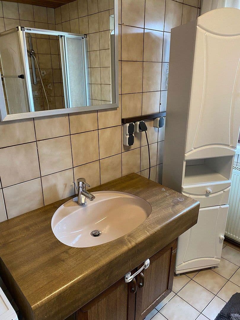 Pronájem bytu 4+1 100 m², Markt Erlbach, Bavorsko Pronájem bytu 4+1 100 m², Markt Erlbach, Bavorsko