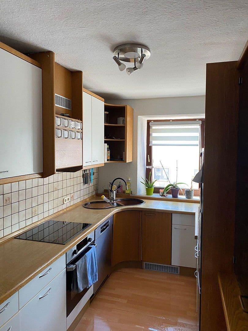 Pronájem bytu 4+1 100 m², Markt Erlbach, Bavorsko Pronájem bytu 4+1 100 m², Markt Erlbach, Bavorsko