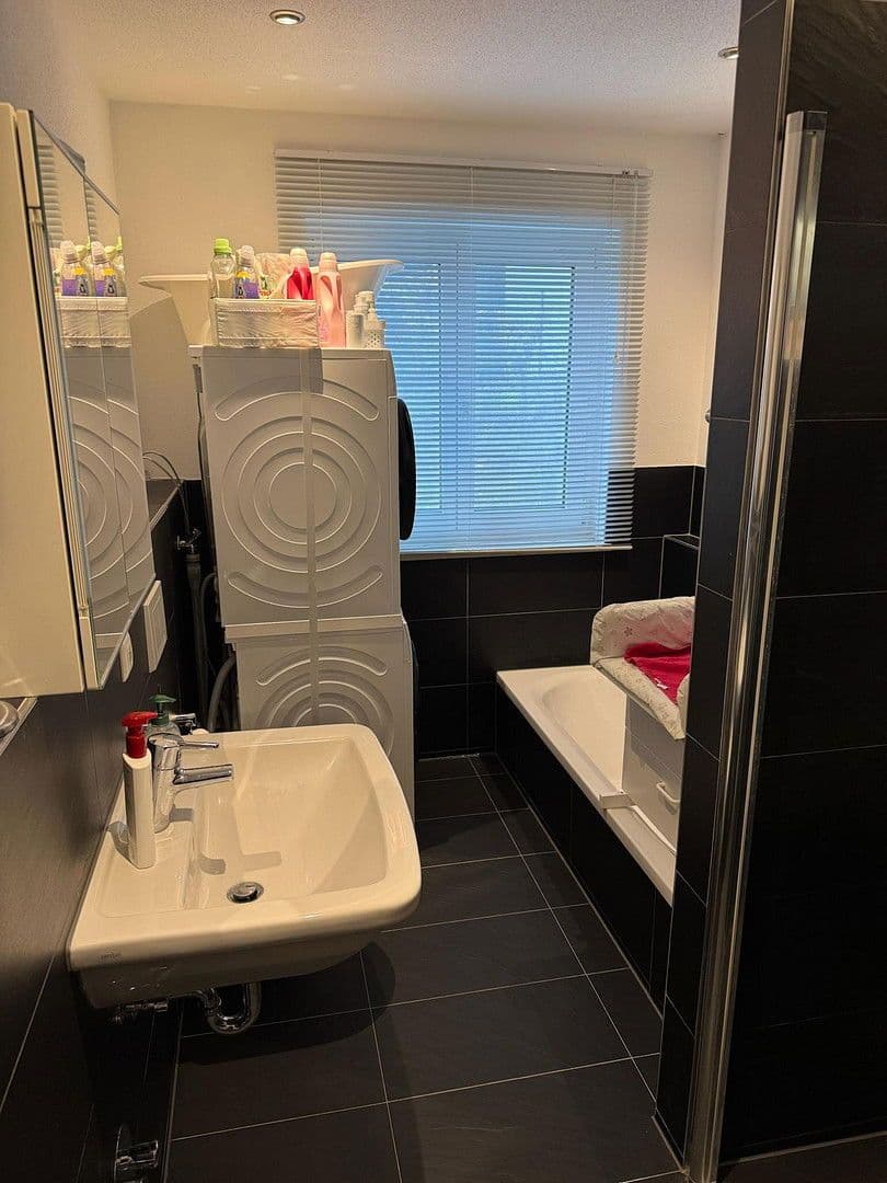 Pronájem bytu 3+1 73 m², Am Mitterfeld 48, Landshut, Bavorsko Pronájem bytu 3+1 73 m², Am Mitterfeld 48, Landshut, Bavorsko