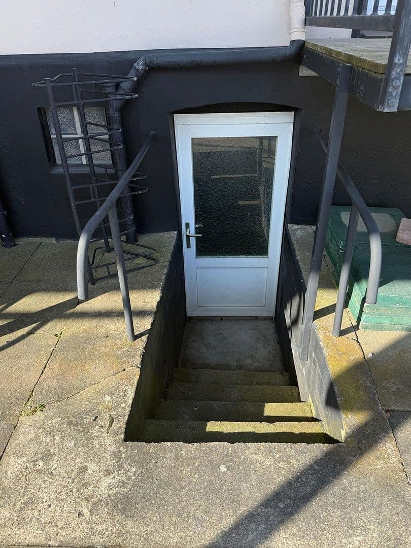 Prodej domu 174 m², pozemek 525 m², Hafenstr. 17, Büsum, Šlesvicko-Holštýnsko Prodej domu 174 m², pozemek 525 m², Hafenstr. 17, Büsum, Šlesvicko-Holštýnsko