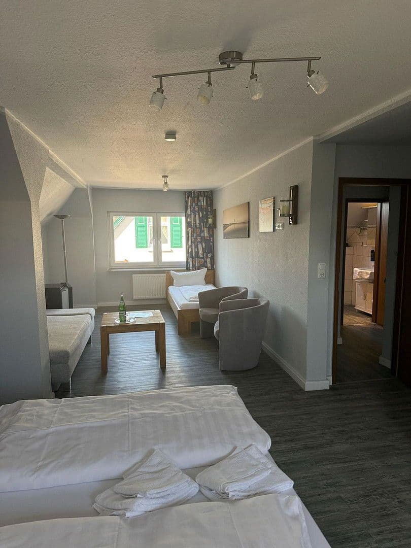 Prodej domu 174 m², pozemek 525 m², Hafenstr. 17, Büsum, Šlesvicko-Holštýnsko Prodej domu 174 m², pozemek 525 m², Hafenstr. 17, Büsum, Šlesvicko-Holštýnsko