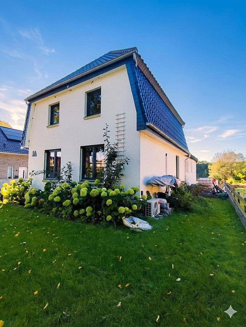 Prodej domu 215 m², pozemek 614 m², Selmsdorf, Mecklenburg-Vorpommern Prodej domu 215 m², pozemek 614 m², Selmsdorf, Mecklenburg-Vorpommern